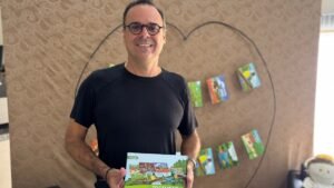Leia mais sobre o artigo Dianópolis recebe projeto cultural que valoriza o Cerrado e distribui livros infantis